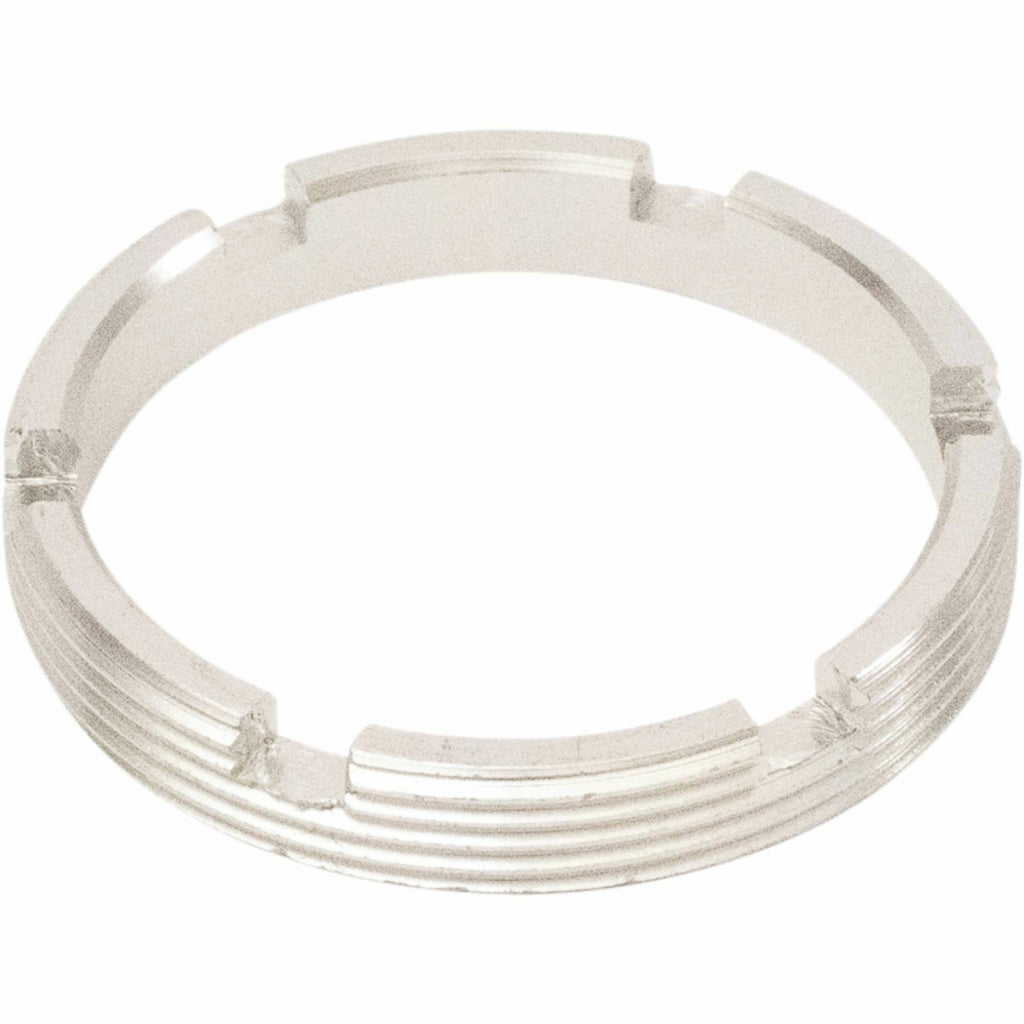 Rear Wheel Bearing Retainer