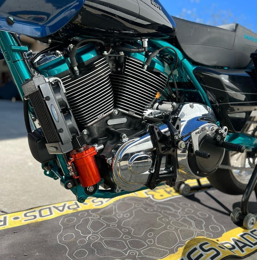 M8 Naked Oil Cooler