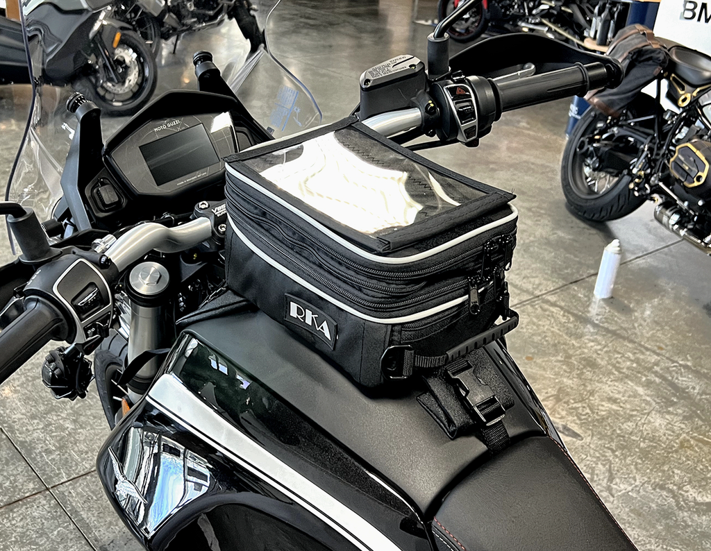 Classic tank bag