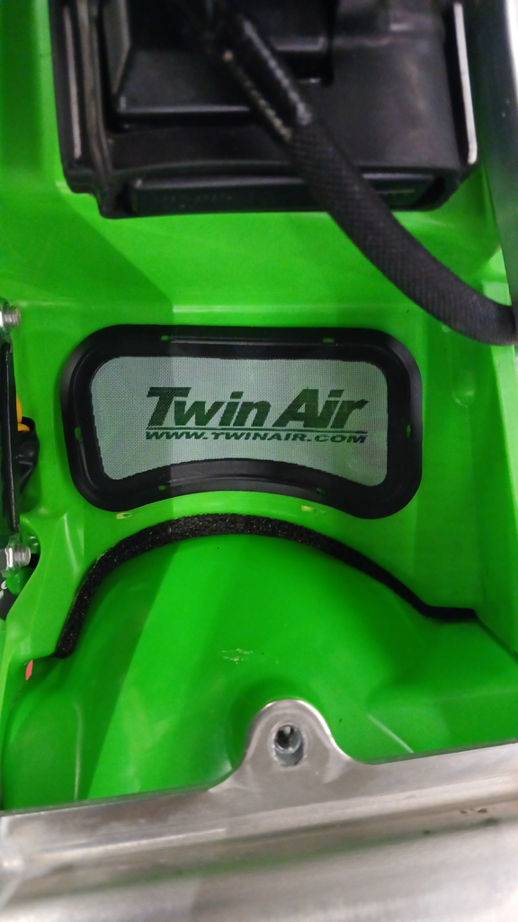 Airbox Plug